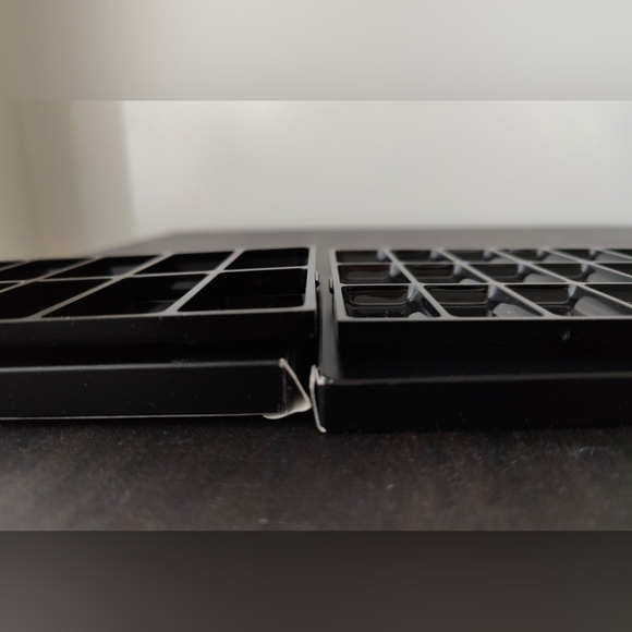 MAC Pro Customizable Palettes - Picture 4 of 4